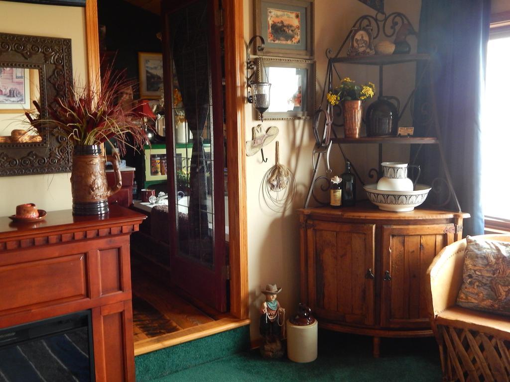 Idle Spurs Log Cabin Bed & Breakfast Black Diamond Quarto foto