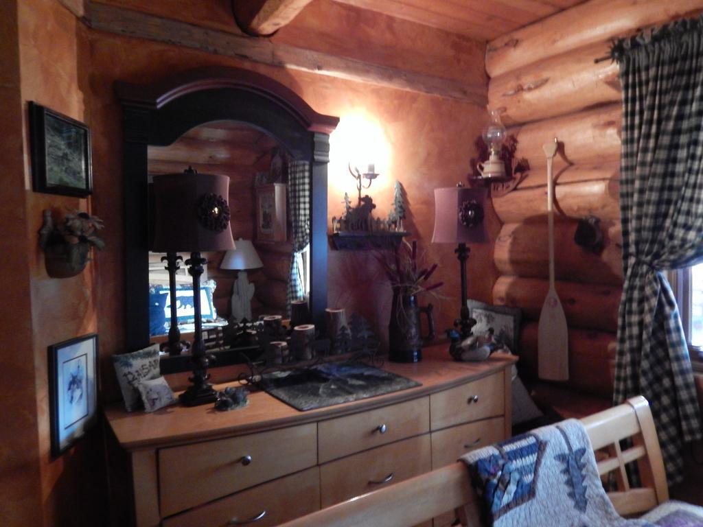 Idle Spurs Log Cabin Bed & Breakfast Black Diamond Exterior foto