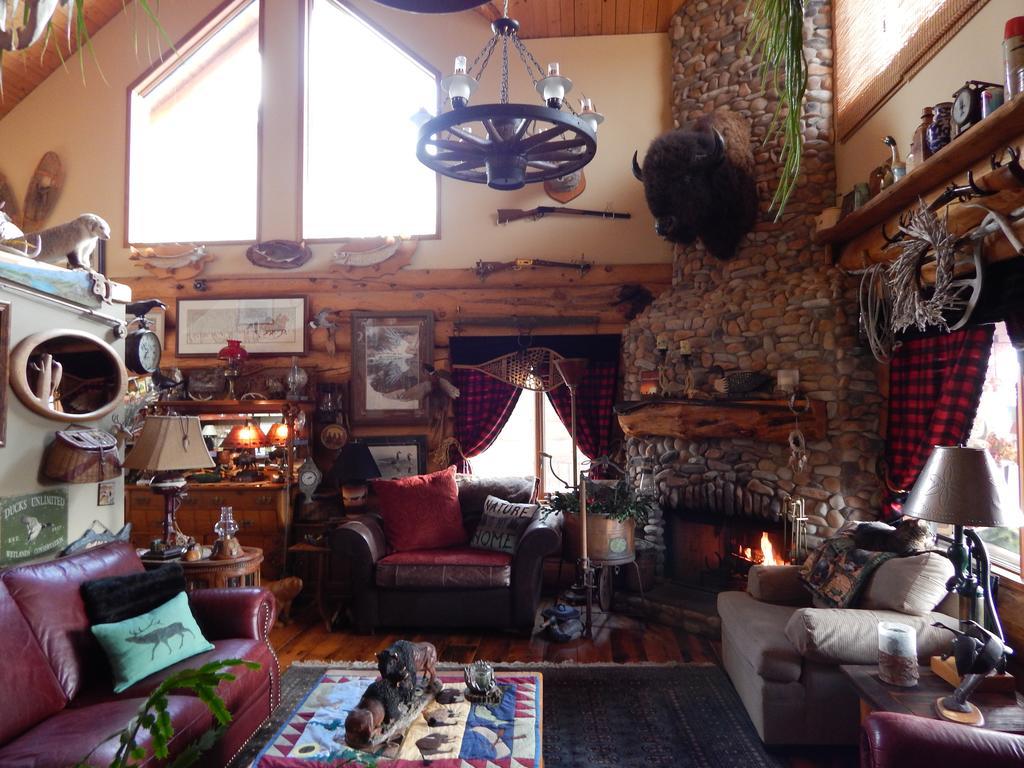 Idle Spurs Log Cabin Bed & Breakfast Black Diamond Exterior foto