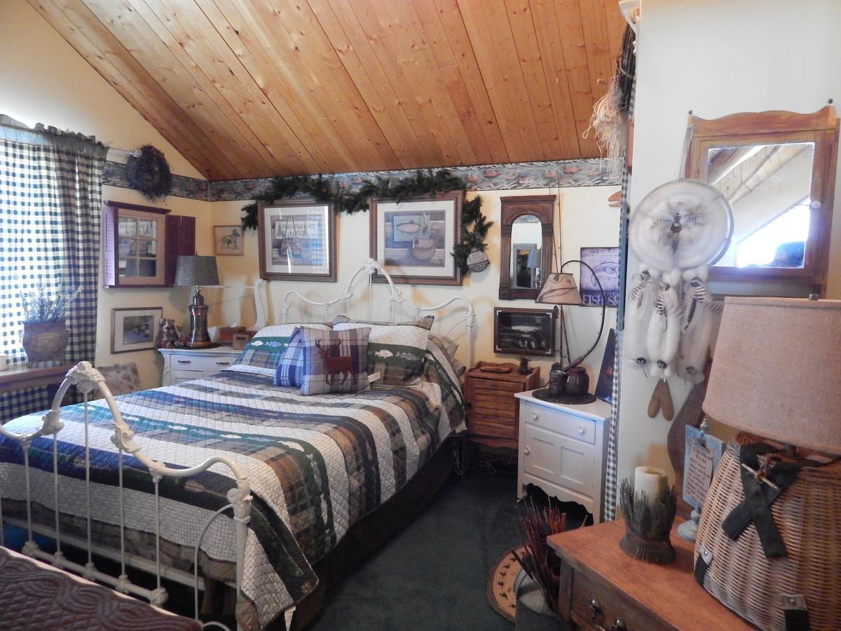 Idle Spurs Log Cabin Bed & Breakfast Black Diamond Exterior foto